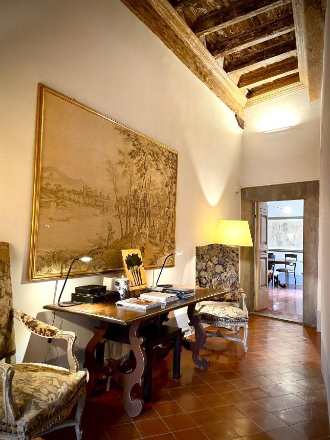 Luxury Apartment Angelio Barga Exteriér fotografie