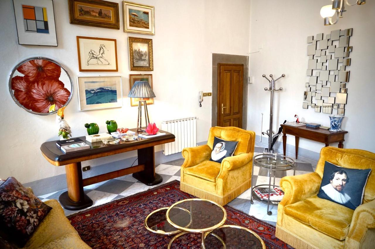 Luxury Apartment Angelio Barga Exteriér fotografie